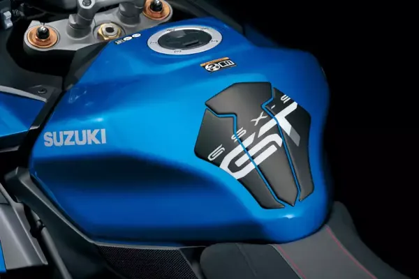 Suzuki GSX-S1000GT Tankpad GSX-S GT-Logo, schwarz