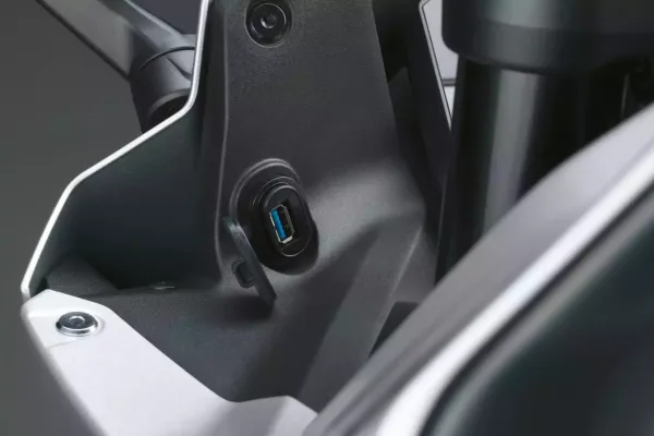 USB-Steckdose für GSX-8R